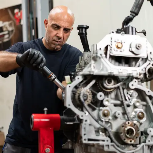 Recondtionare/Reparatie Motor Land Atelier